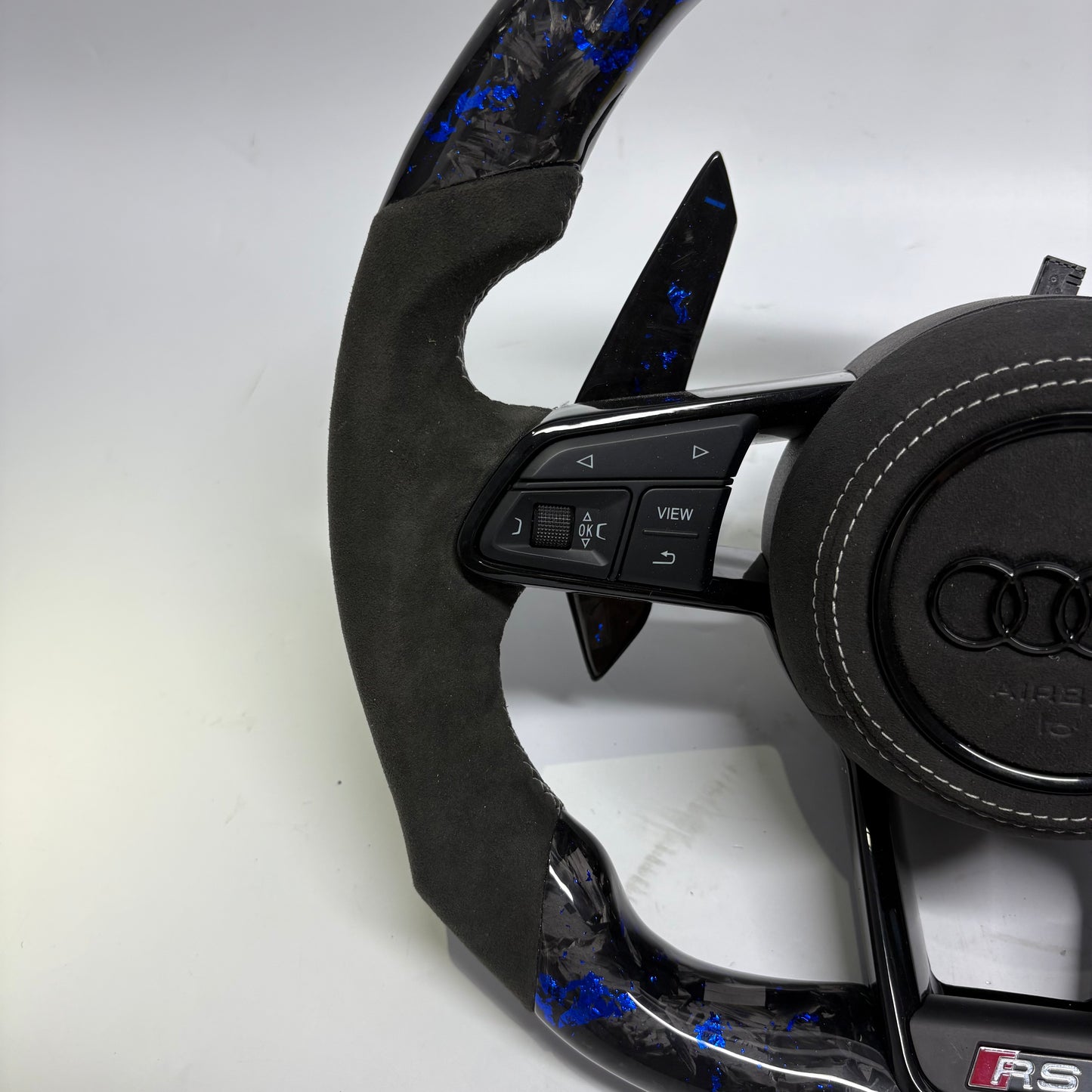 Audi TT/R8 steering wheel