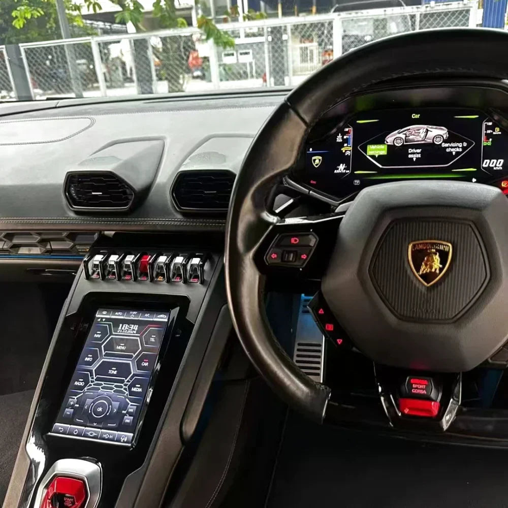 Lamborghini Urus steering wheel